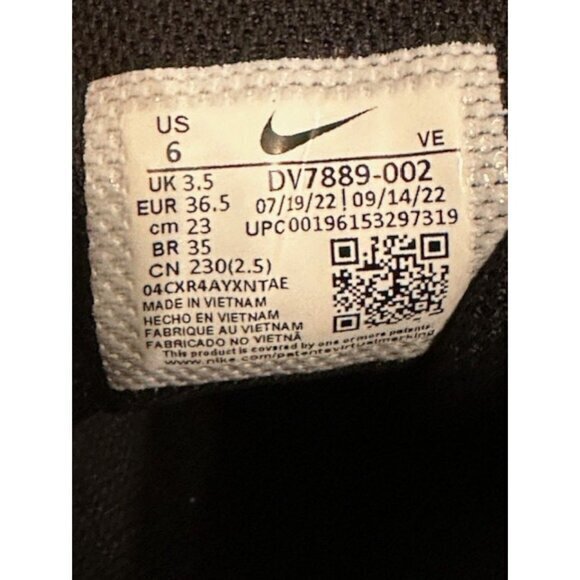 NIKE RUN SWIFT 3 SNEAKER BLACK WHITE RUNNING SHOE WOMEN'S SIZE 6 NWOT DV7889-002 - Picture 6 of 8